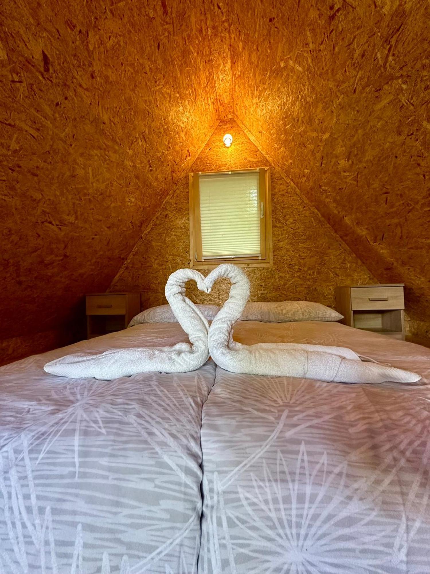 Glamping Krn Hotel Kobarid Kültér fotó